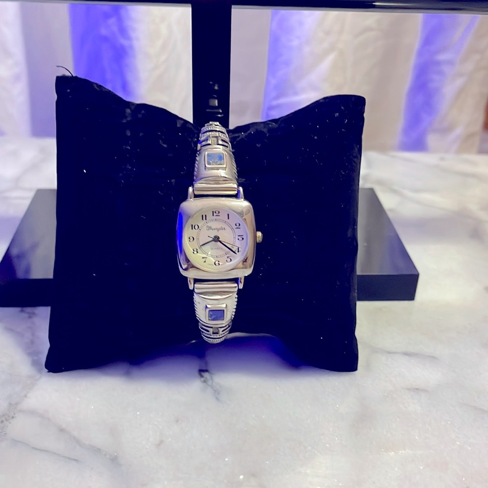 Vintage Wrangler Women’s Wrist Watch with 2 Blue Stones on the Sides